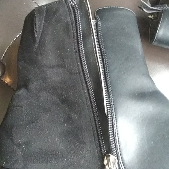 The Adrianne Bootie by Comfortview® in Black - Picture 6 of 9